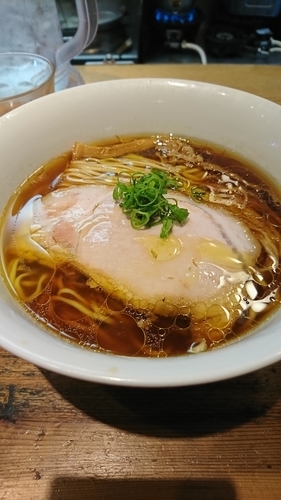 「醤油ラーメン」@ラーメン屋 トイ・ボックスの写真
