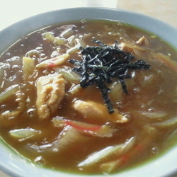 カレーラーメン 670円