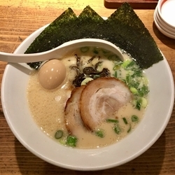 白丸スペシャル (980円)