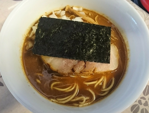 「【気まぐれ限定】極上豚の濃厚煮干そば」@麺工 小烏丸の写真