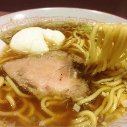 ラーメン(700円)+煮卵(50円)