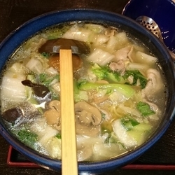 海鮮五目ラーメン(煮玉子入り)890円