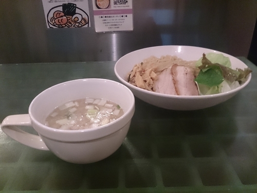 「つけ麺+味付け背脂」@胡心房の写真