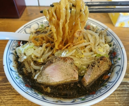 「【限定】まるえブラック 800円」@まるえ食堂の写真