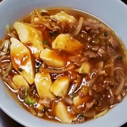 マーボー麺　８５０円