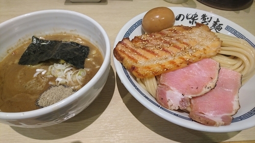 「【9/4限定】鶏白湯煮干しつけ麺」@心の味製麺 平井店の写真