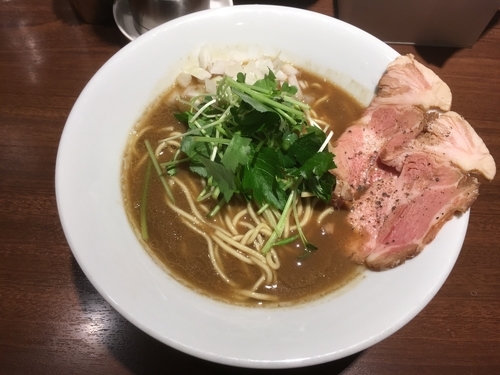 「濃厚烏賊煮干中華そば」@麺屋 ねむ瑠の写真