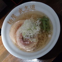 塩ラーメン