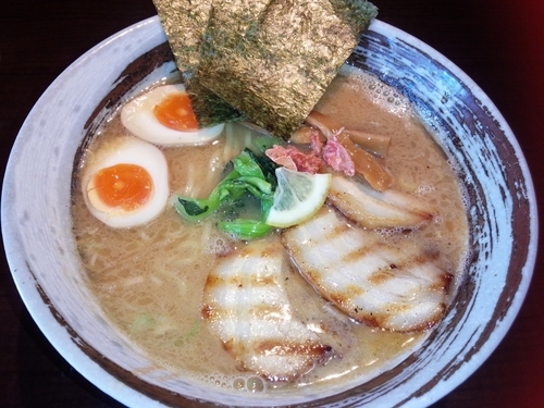 「こってり金獅子ラーメン」@麺屋 金獅子の写真