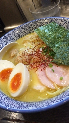 「濃厚鶏白湯」@濃厚鶏そば 晴壱の写真