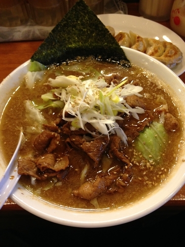 「プルコギ風肉みそらぁめん 餃子」@上田らあめん はちの写真