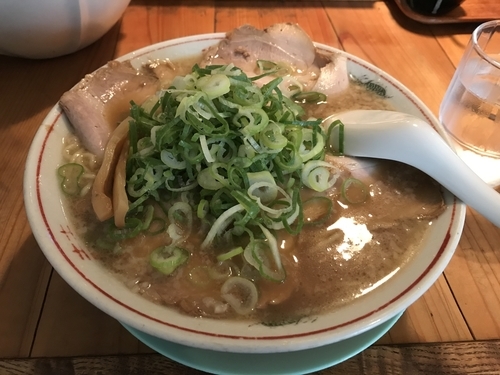 「ラーメン（大）」@桃花春の写真