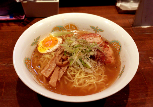 「醤油ラーメン(600円)」@四つ木五丁目ラーメンの写真