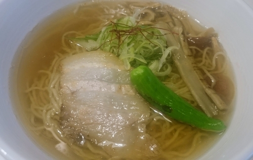 「秋薫醬油麺（９月限定）」@麺画廊 英の写真