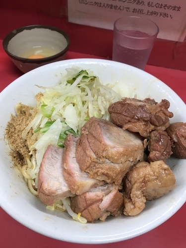 「汁なし 豚W 生卵」@ラーメン二郎 環七一之江店の写真
