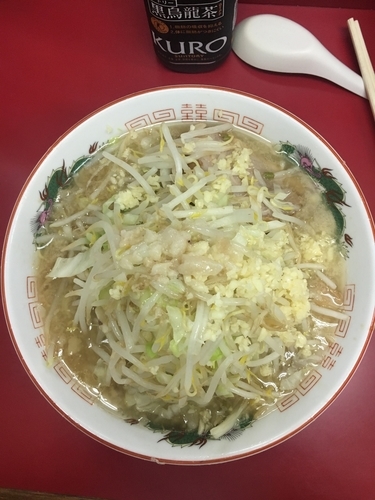 「小ラーメン ヤサイ ➕ ニンニクマシマシ ➕アブラ」@ラーメン二郎 京急川崎店の写真