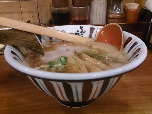 「七志らーめん」@七志 町田店の写真