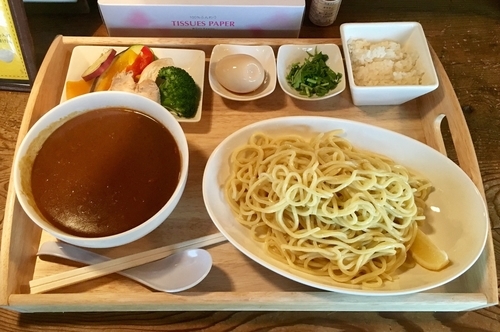 「カレーつけ麺 中盛 1050円 + 味玉」@カレーつけ麺 Breezeの写真