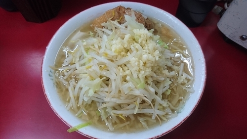 「小ブタ(ニンニク)」@ラーメン二郎 京急川崎店の写真