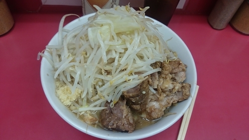 「小豚マシ　ニンニク少なめ野菜」@ラーメン二郎 小岩店の写真