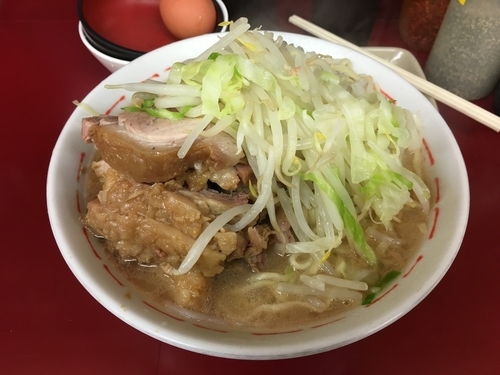 「ラーメン ブタ増し 生たまご シークァーサー生姜(そのまま)」@ラーメン二郎 相模大野店の写真