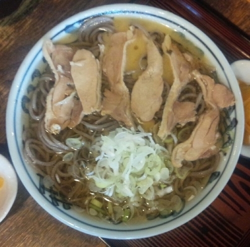 「肉そば（冷）700円」@といやの写真