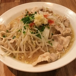 モリモリバラ肉ラーメン もやし増し