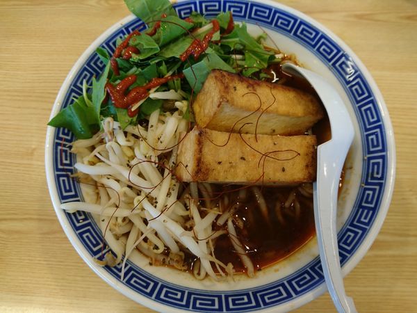 「カラスギル唐揚げらーめん かぐわし（厚揚げ）」@うまい唐揚げらーめん かぐわしの写真