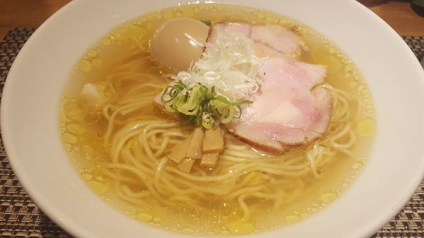 「旨味鶏だし味玉 塩」@生粋 花のれんの写真