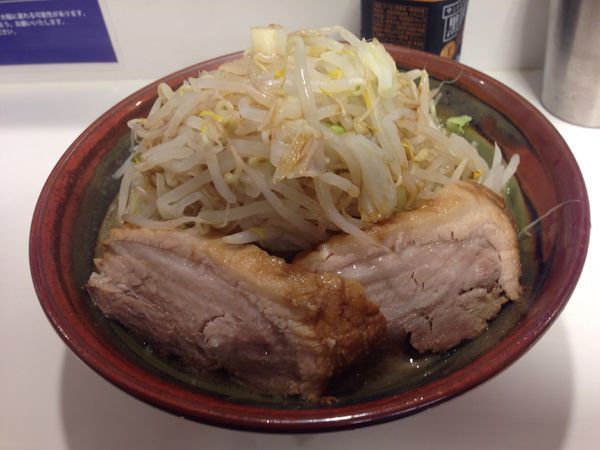 「小ラーメン 豚1枚 ヤサイカラメ」@ハイパーファットンの写真