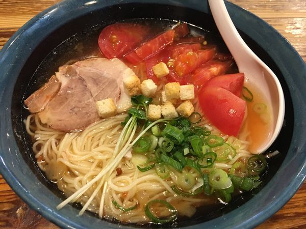 「夏季限定 冷やしトマト麺 880円」@九州らーめん もとまるの写真