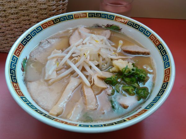 「中華そば肉入り大ニンニク入り」@中華そば いもおの写真