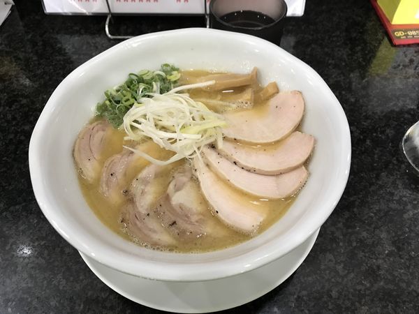 「チャーシュー光鶏ラーメン 1000円」@Ramen 光鶏の写真