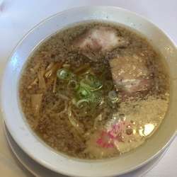 じとじとラーメン（700）