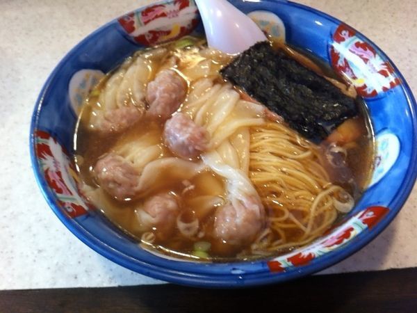 「肉ワンタン麺」@たんたん亭の写真