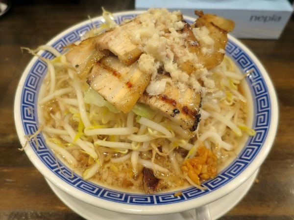 「馬鹿豚麺⑤ ７００円 ※クーポンで１００円引き」@日本一馬鹿豚 高崎店の写真