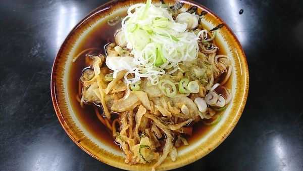 「天ぷらそば 400円」@立食い 寒川そばの写真