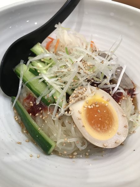 「ビビン麺 780円」@パンチャンとジョン エキュート赤羽店の写真