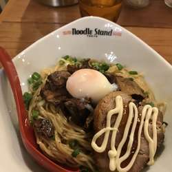 牛煮込みまぜそば（とみちゃんチャーシュー）