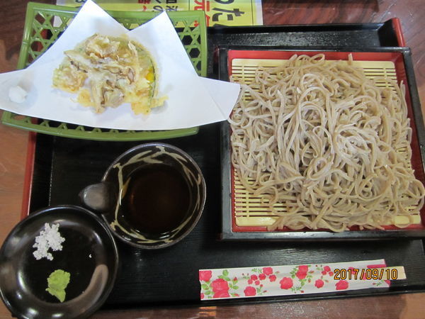 「（上）そば会席　そば大盛り１４００円＋税」@そば処 こだわりの写真