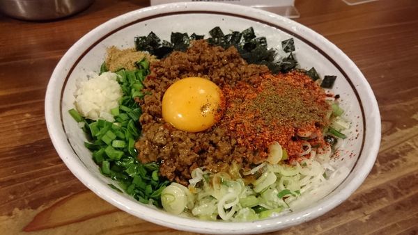 「辛いまぜそば」@麺 酒 やまのの写真