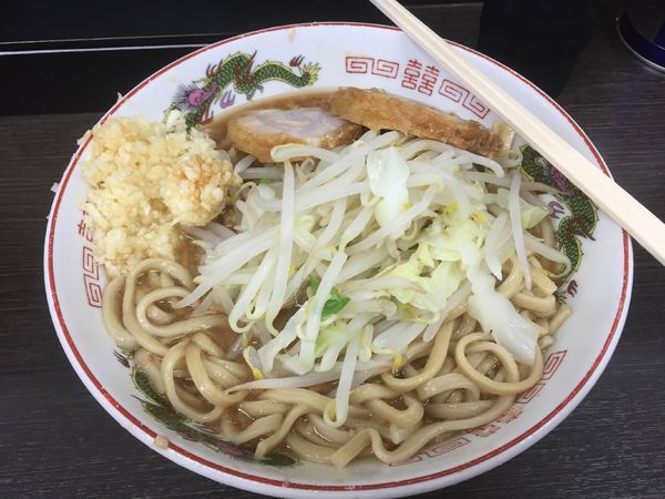 「小ラーメン+野菜少なめ+ニンニクマシマシ　700円」@ラーメン二郎 川越店の写真