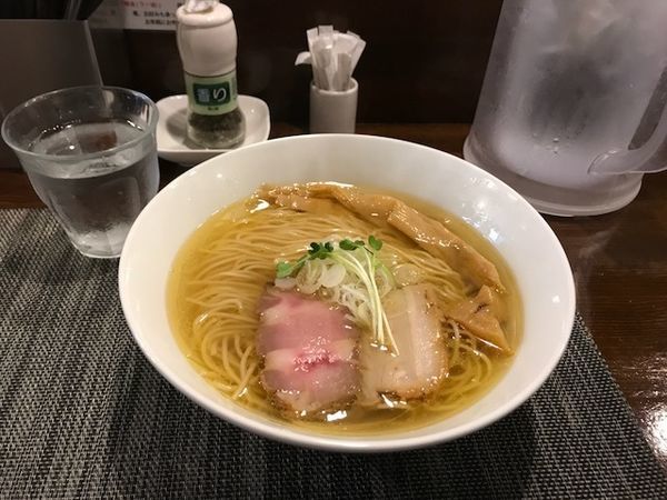 「塩らぁ麺」@らぁ麺 やまぐち 辣式の写真