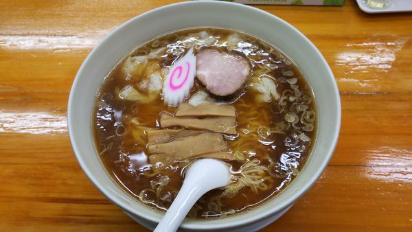 「ワンタン麺」@中華そば専門店 勝やの写真