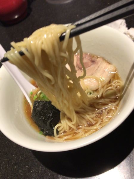 「ミニ醤油ラーメン 570円」@支那そばや 新横浜ラーメン博物館店の写真