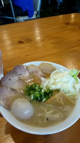「豚骨らーめん全のせ」@らーめん 五ノ神精肉店 煮干し編の写真