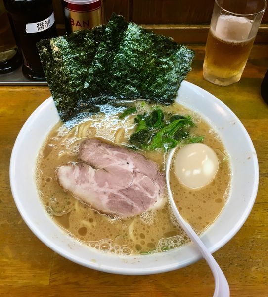 「らーめん670円 + 味玉50円」@らーめん 㐂輪の写真