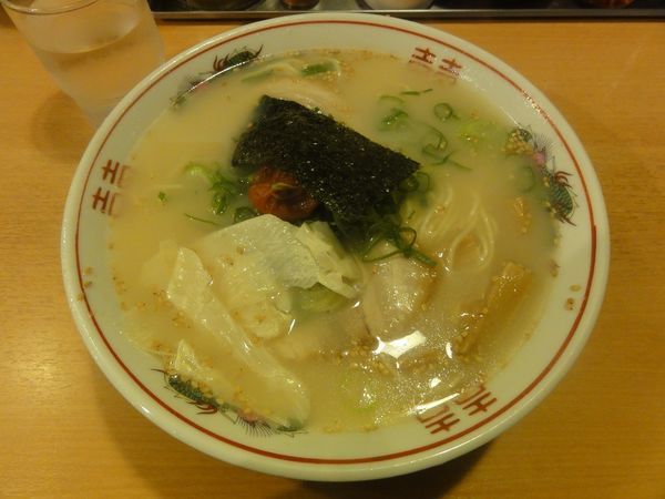 「中華そば　三条（中）」@珍遊 三条店の写真