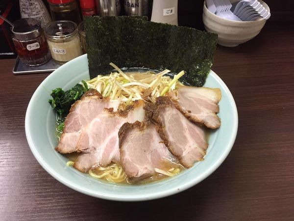 「ネギチャーシューメン 大 1180円」@ラーメン 吉田屋 門前仲町店の写真