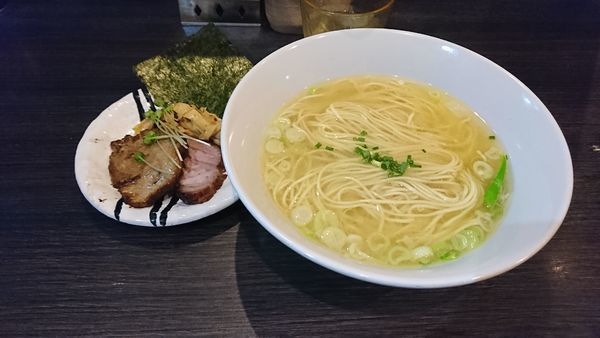「豊潤鶏だし塩ラーメン」@麺処 ほん田 nijiの写真